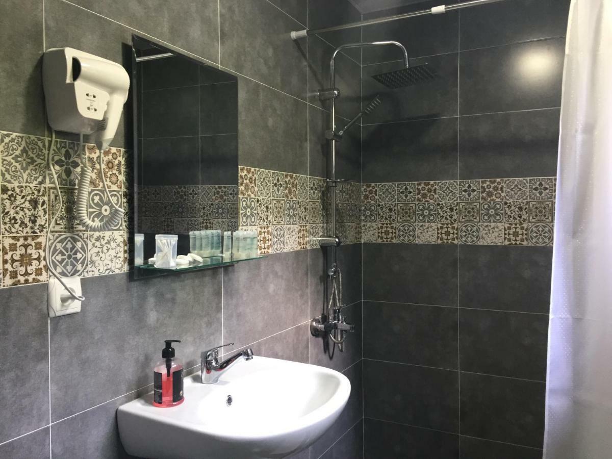 Guest House Maradona Sighnaghi Εξωτερικό φωτογραφία